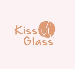 kiss glass
