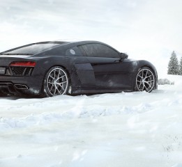 AUDI R8  ON THE SNOW