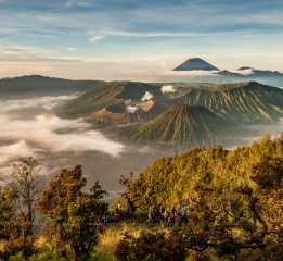 火山群 - 印尼