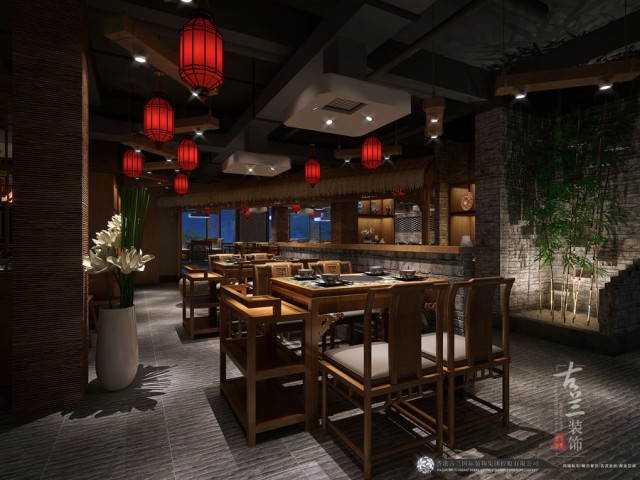 　成都火锅店设计装修公司会考虑到装修设计区别于小吃店、快餐店、小炒店的装修。火锅店设计和这些店铺的区别性决定了火锅店装修自己的特点。要从火锅店实际出发，以建筑风格、火锅档次、地理位置等因素来衡量，以吸引顾客。总体来说，火锅店装修设计风格各不相同，但是都应当注意避免以下问题：火锅店的装修不能让人感觉环境空间压抑而且不能显得缺乏独创性特色装饰;火锅店装修公司火锅店装修设计不能结构单调;火锅店内空气避免混浊潮湿;三是店内桌位间距过小。要装修火锅店就认准成都古兰装饰。
