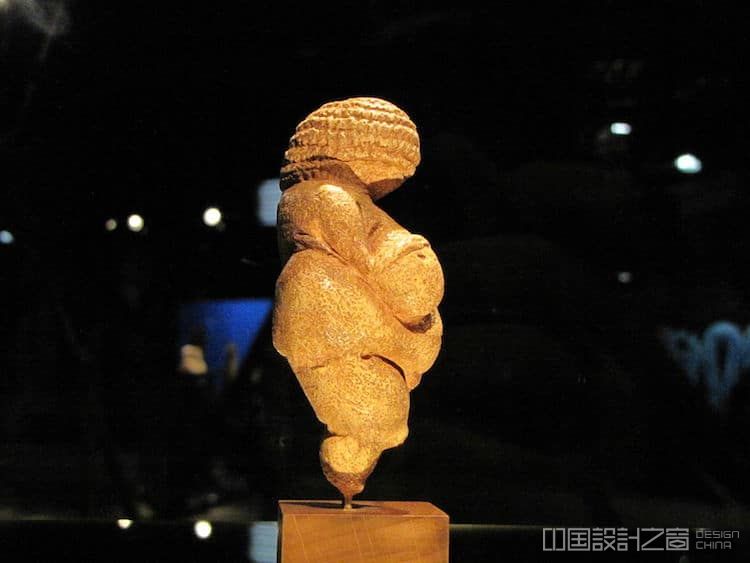 维伦多夫的维纳斯这个3万年前的小雕像如何吸引至今