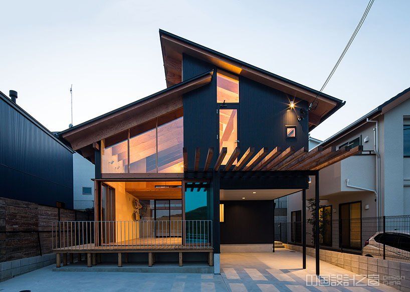 这个日本木框架房子看似封闭其实特别通风