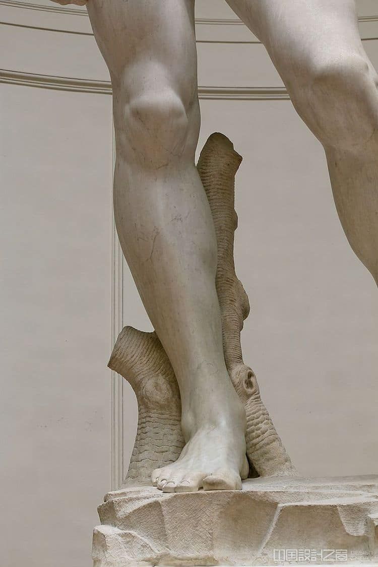 米开朗基罗的大卫为什么会成为文艺复兴时期的伟大雕塑