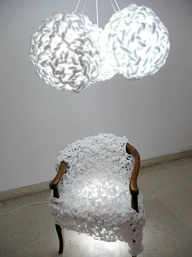 Inhabitat 拍攝的 re_love chair with lights by maezm。
